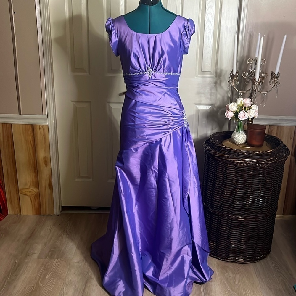 A Beautiful Lavender Bonny Bridal Design Gown(148)